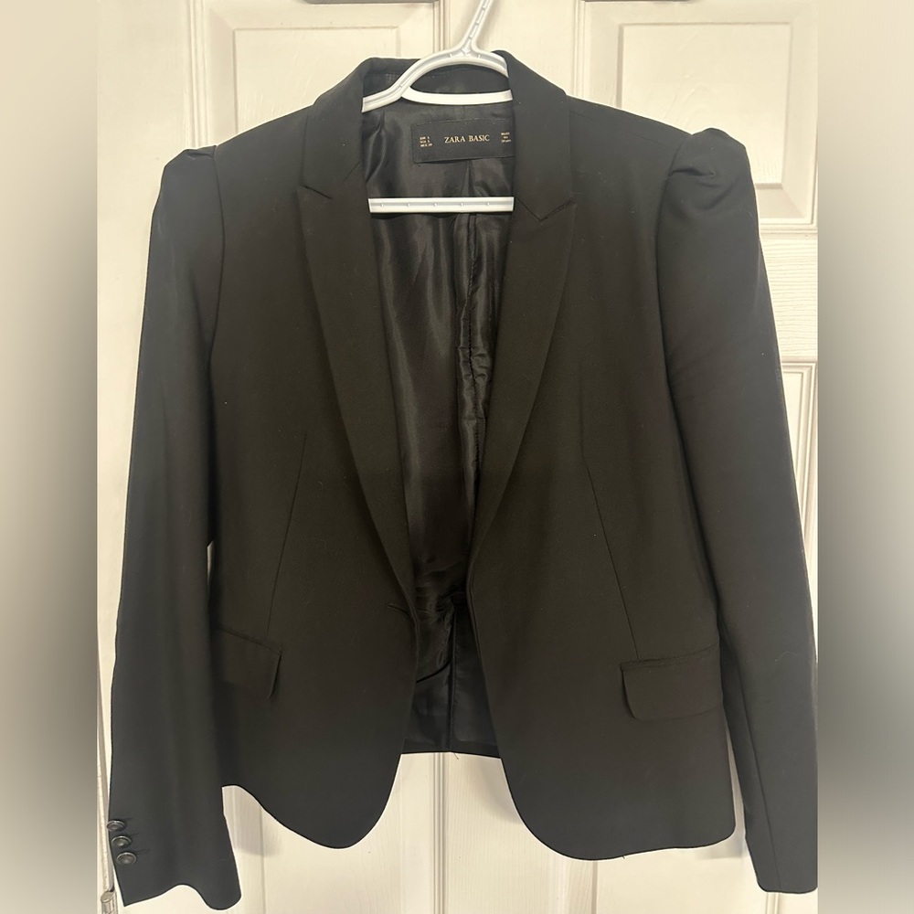 Zara Basic Black Blazer